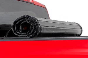 GMC Sierra 1500 Hard Roll Up Bed Cover - Rough Country - Flush, Low-Profile Design - Matte Black - '14-'18